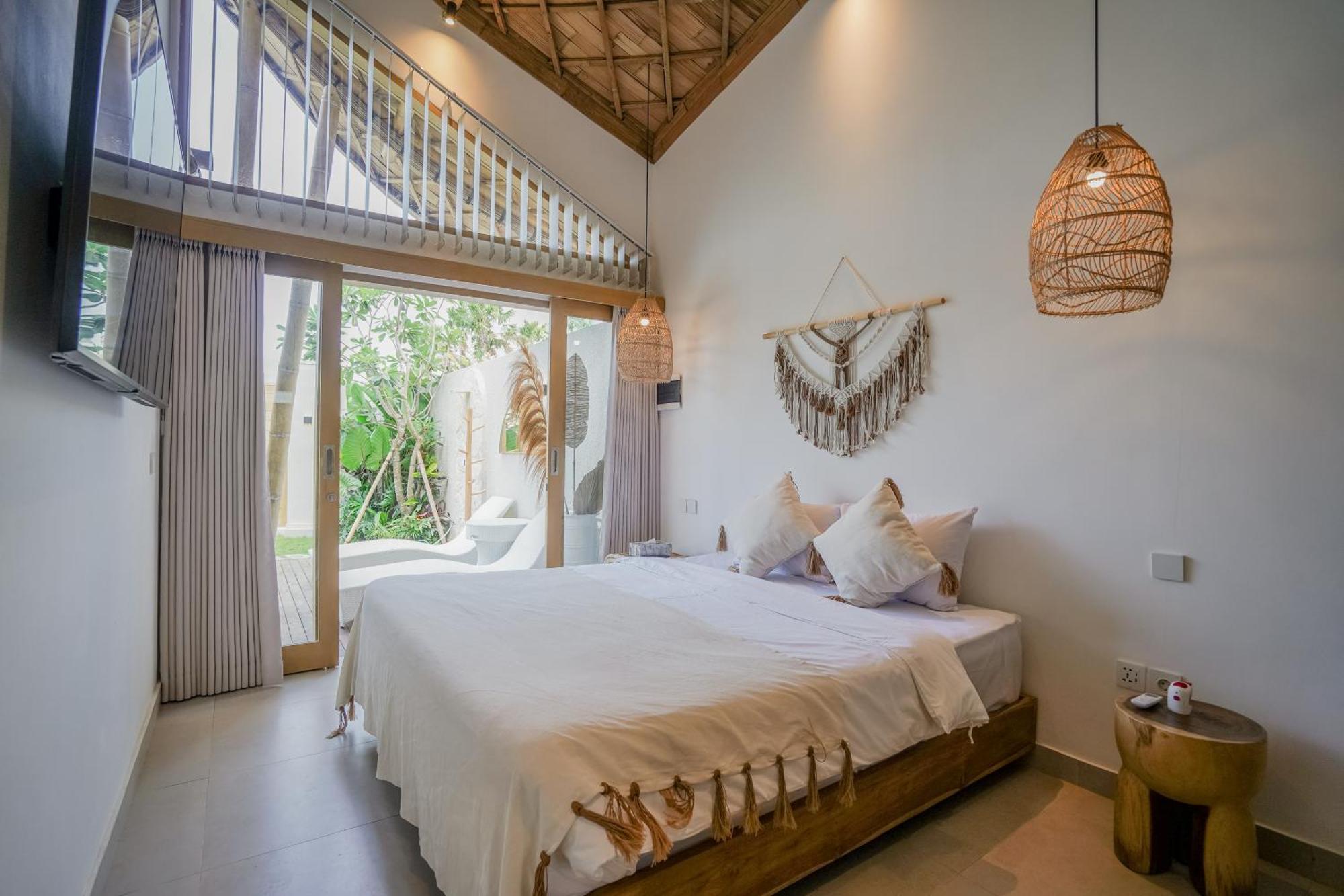 Villa Sunset Bamboo - 3Br Villa In Kerobokan Bagian luar foto